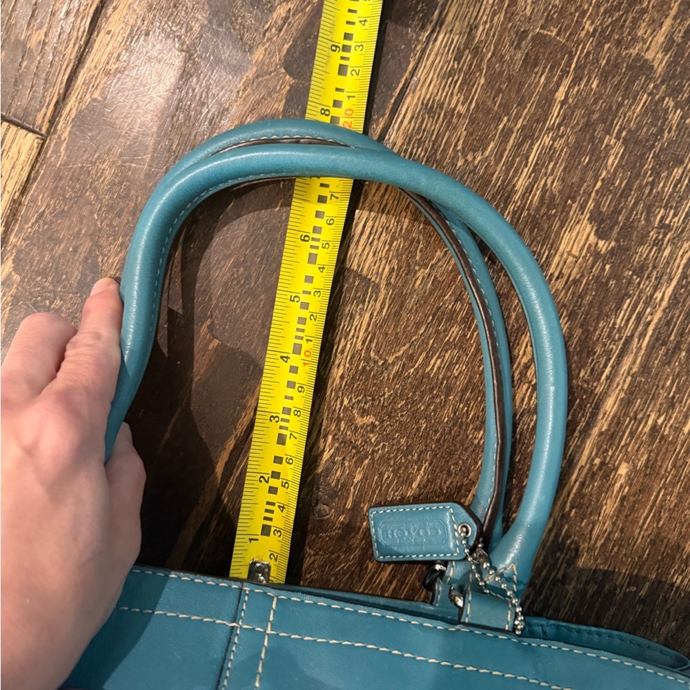 Coach Blue Leather Shoulder Bag with Silver Hardware - Picture 6 of 6